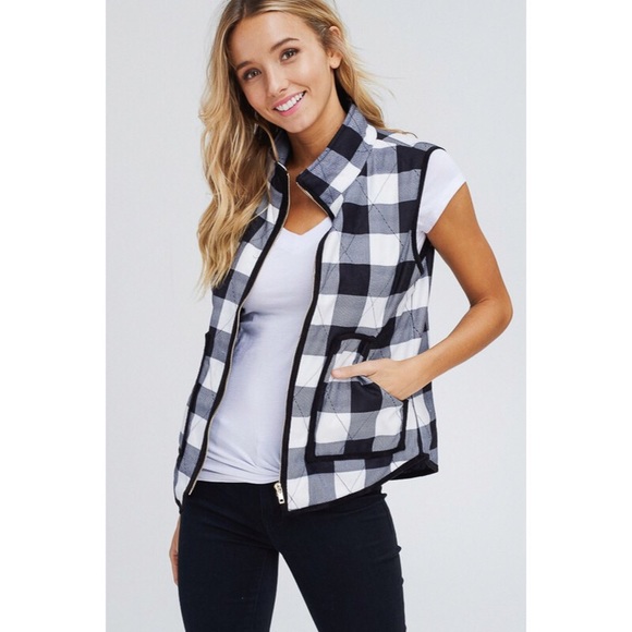 Black and white plaid vest - Picture 2 of 8